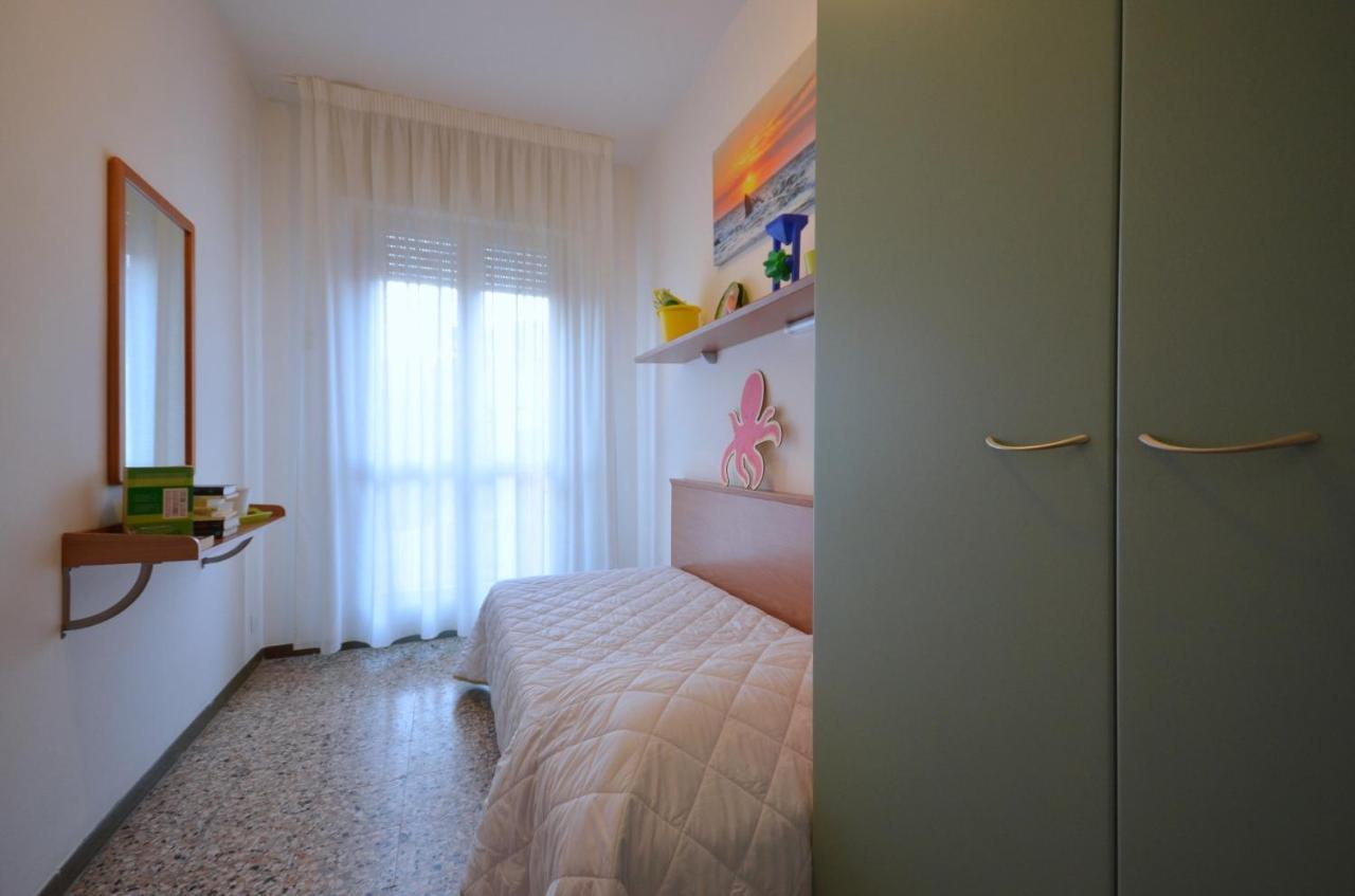 Appartamenti Dal Moro Lignano Sabbiadoro Exterior foto